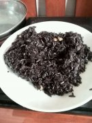 黑糯米饭