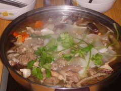 传统羊汤锅